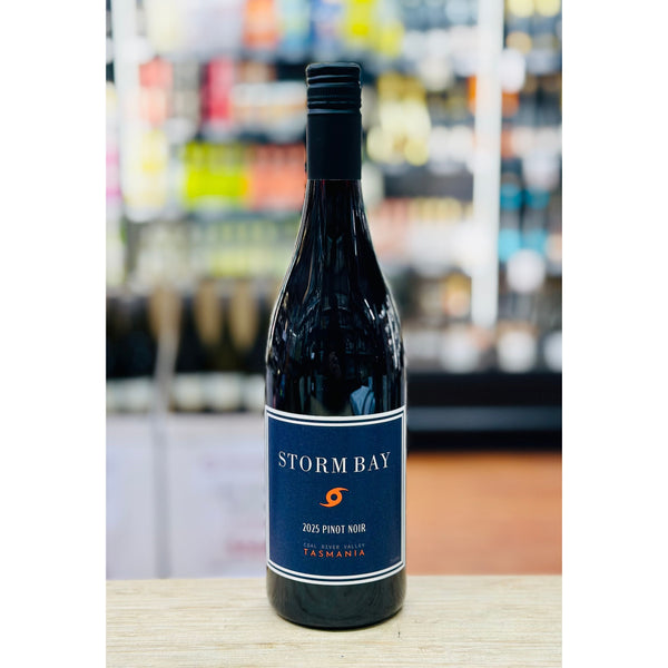 MANAGER'S MIXED 6 -PINOT NOIR